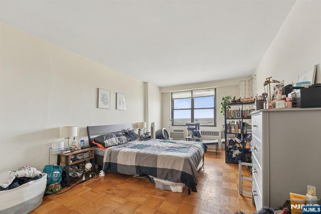 500 Central Avenue 1617, Union City, NJ 07087