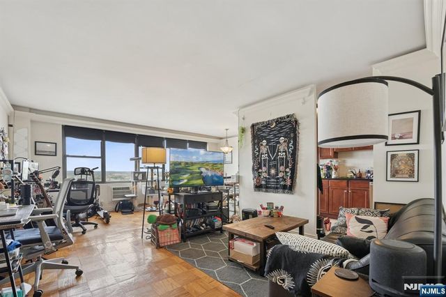 500 Central Avenue 1617, Union City, NJ 07087