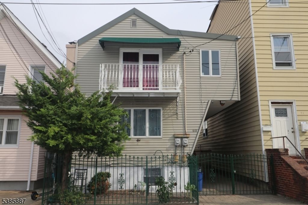 69 New York Ave, Newark City, NJ 07105