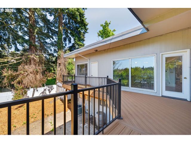 3565 Se NASE Ct, Milwaukie, OR 97222