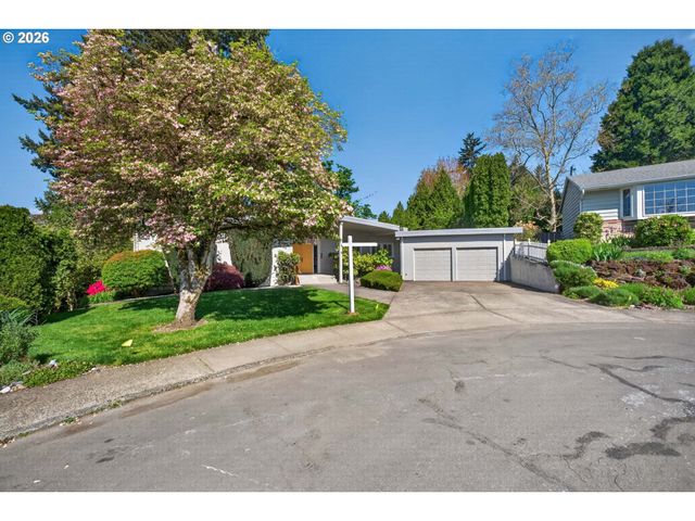 3565 Se NASE Ct, Milwaukie, OR 97222