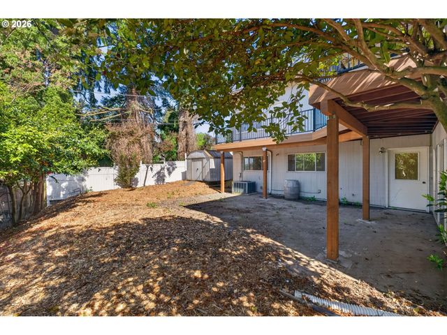 3565 Se NASE Ct, Milwaukie, OR 97222