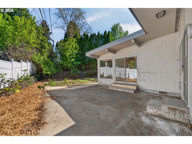 3565 Se NASE Ct, Milwaukie, OR 97222