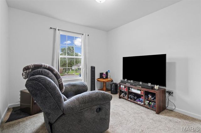 407 Warren Avenue, Warrenton, MO 63383