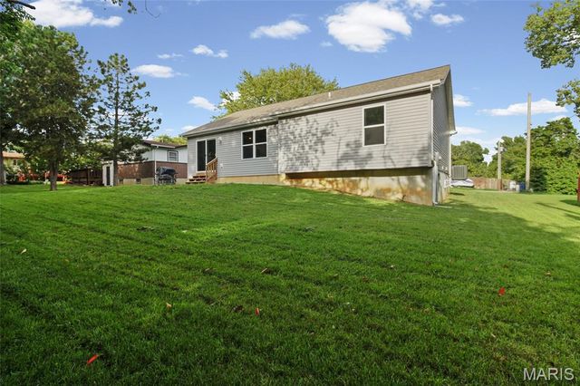 407 Warren Avenue, Warrenton, MO 63383