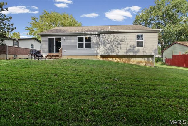 407 Warren Avenue, Warrenton, MO 63383