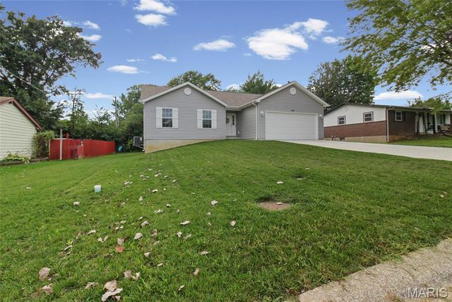 407 Warren Avenue, Warrenton, MO 63383