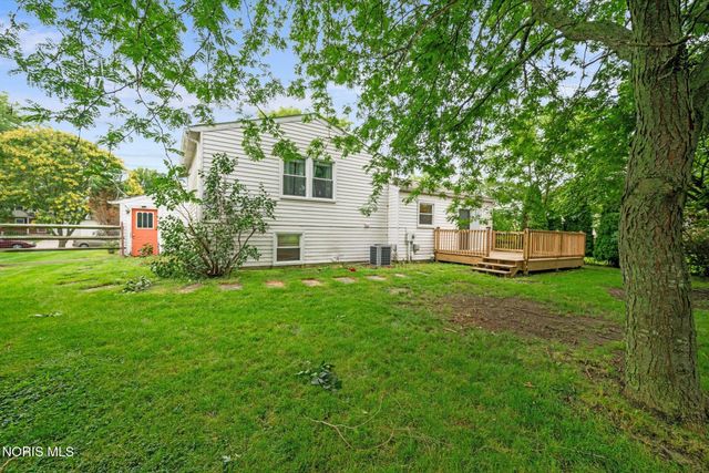 379 Birchdale Road, Perrysburg, OH 43551