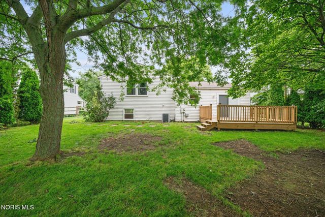 379 Birchdale Road, Perrysburg, OH 43551
