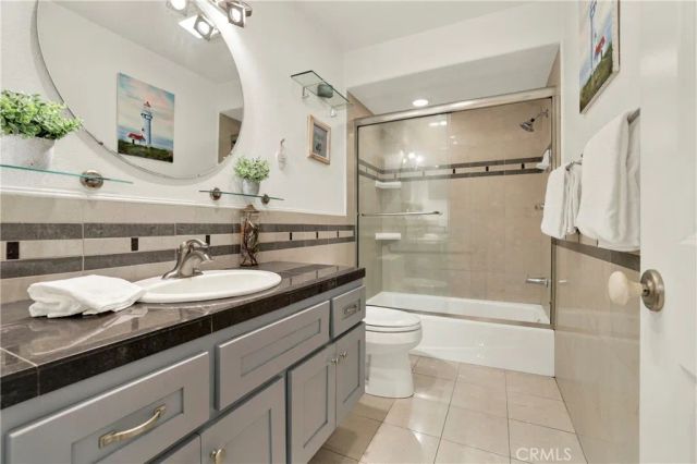 552 N Bellflower 303, Long Beach, CA 90814