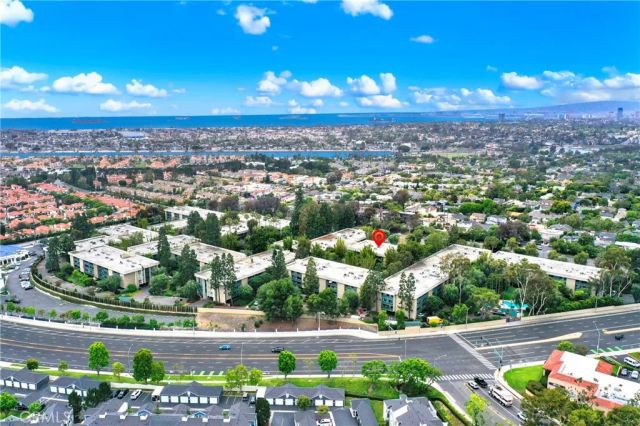 552 N Bellflower 303, Long Beach, CA 90814