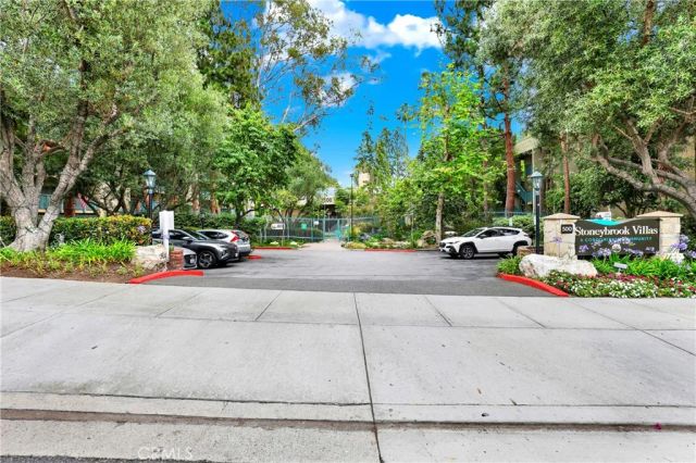 552 N Bellflower 303, Long Beach, CA 90814