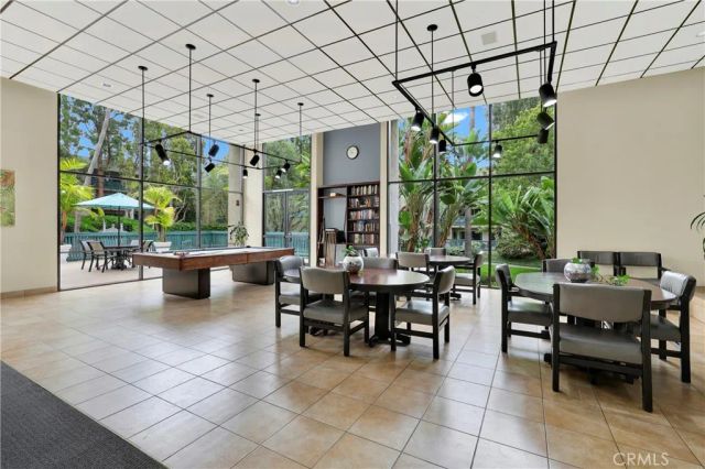 552 N Bellflower 303, Long Beach, CA 90814