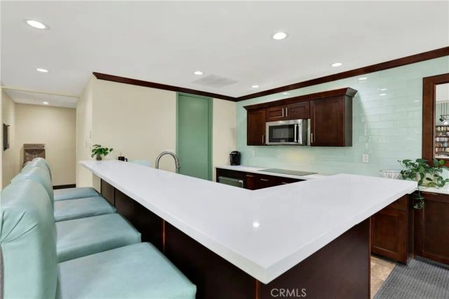552 N Bellflower 303, Long Beach, CA 90814