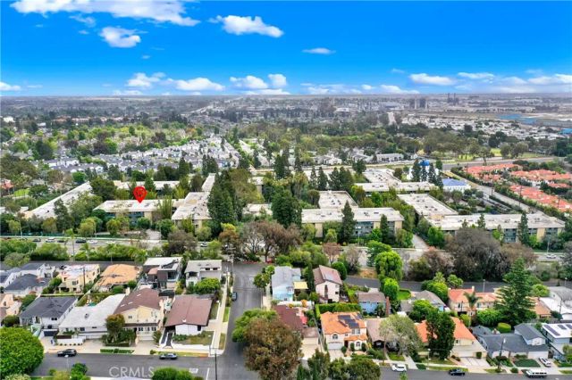 552 N Bellflower 303, Long Beach, CA 90814