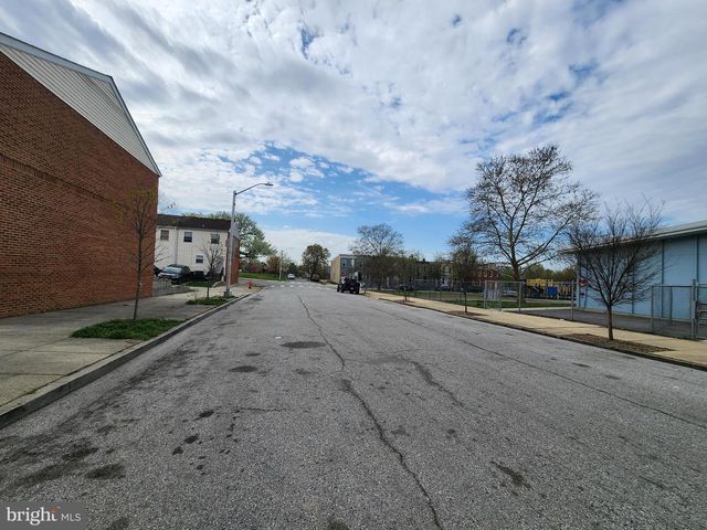 1129 WILLINGER CT, Baltimore, MD 21202