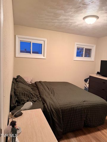 242 Aker Avenue, Chilhowie, VA 24319