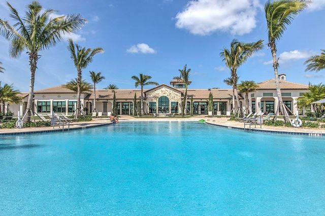 233 VINADIO BOULEVARD, Nokomis, FL 34275