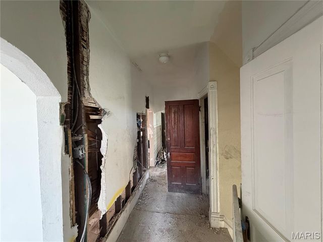 4806 Hammett Place, St Louis, MO 63113