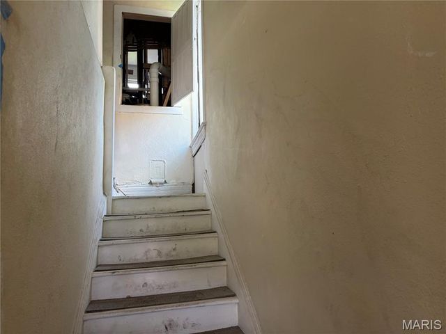4806 Hammett Place, St Louis, MO 63113