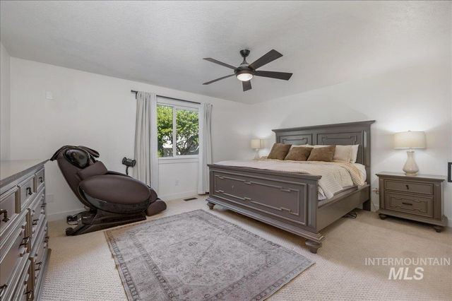 1384 E Palermo St, Meridian, ID 83642