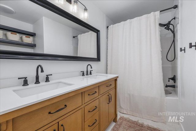 1384 E Palermo St, Meridian, ID 83642