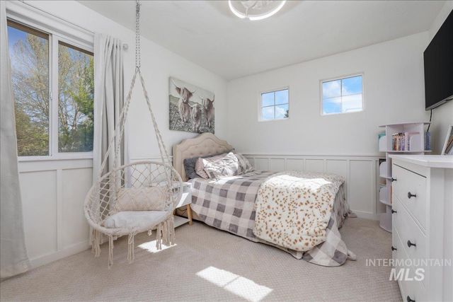 1384 E Palermo St, Meridian, ID 83642
