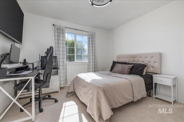 1384 E Palermo St, Meridian, ID 83642