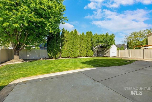 1384 E Palermo St, Meridian, ID 83642