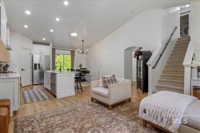 1384 E Palermo St, Meridian, ID 83642