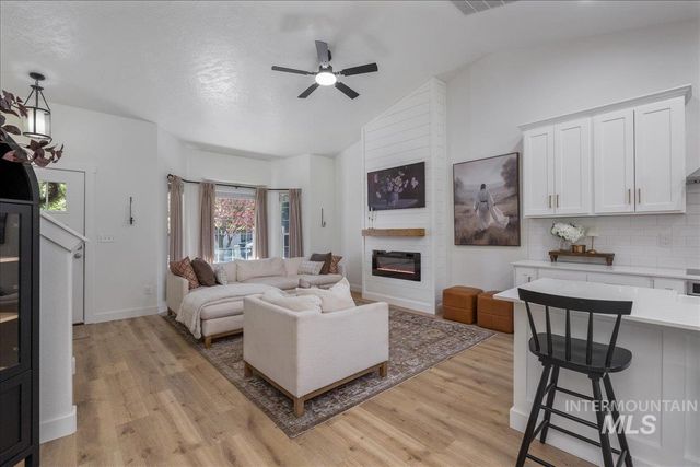1384 E Palermo St, Meridian, ID 83642