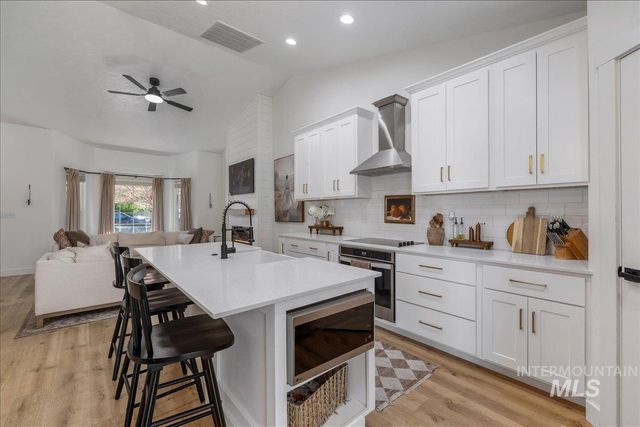 1384 E Palermo St, Meridian, ID 83642