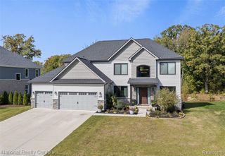 3069 Waldon Meadows Drive, Lake Orion, MI 48359