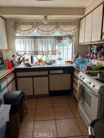 705 Matthisen Circle, Compton, CA 90220