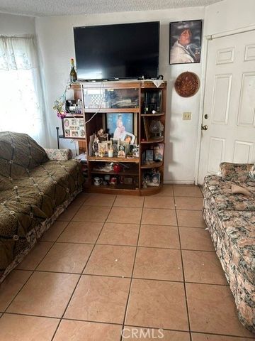 705 Matthisen Circle, Compton, CA 90220