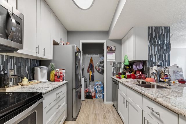 3919 Fairmont Parkway 171, Pasadena, TX 77504