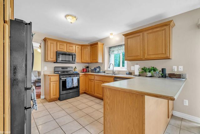 232 LIBERTY Avenue, Marysville, MI 48040