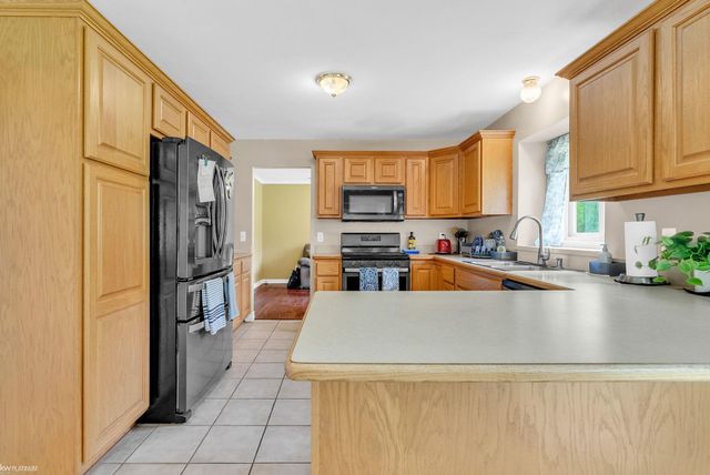 232 LIBERTY Avenue, Marysville, MI 48040