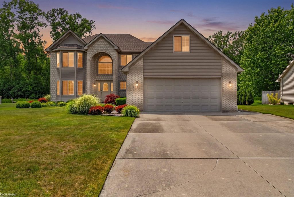 232 LIBERTY Avenue, Marysville, MI 48040