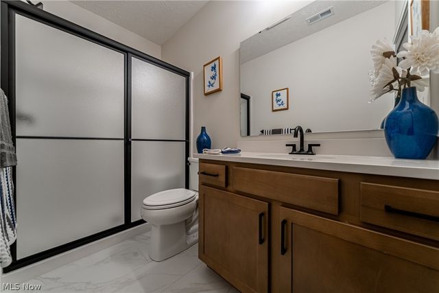 23425 Bryden Road, Shaker Heights, OH 44122