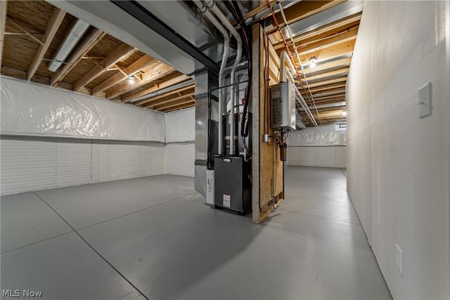 23425 Bryden Road, Shaker Heights, OH 44122