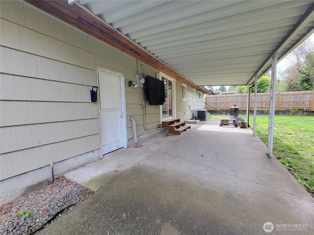 2449 Veldee Avenue, Bremerton, WA 98312