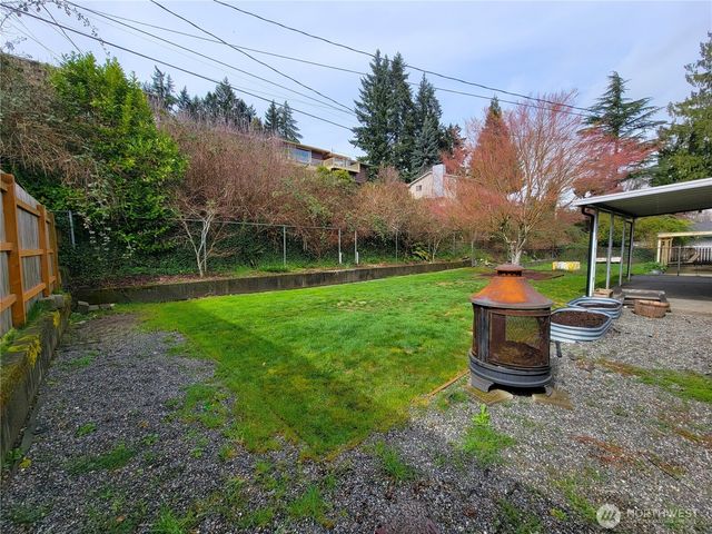 2449 Veldee Avenue, Bremerton, WA 98312