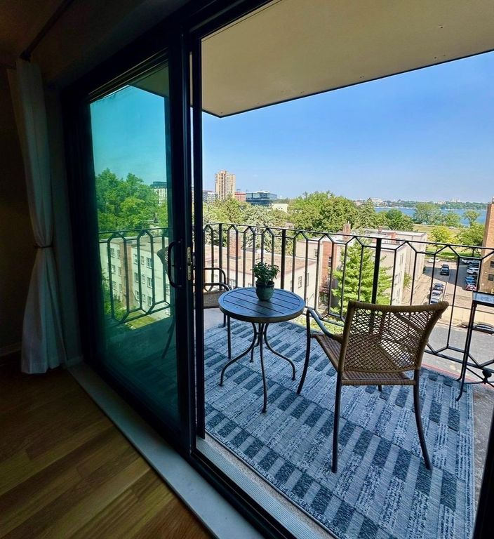 3131 Excelsior Boulevard 503, Minneapolis, MN 55416 — exterior