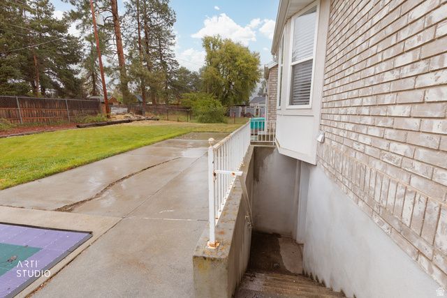 1901 E FRONTIER RD, Holladay, UT 84121