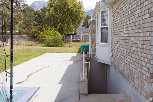 1901 E FRONTIER RD, Holladay, UT 84121