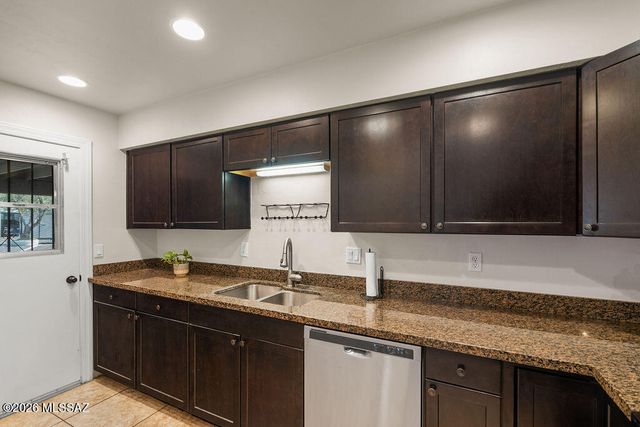 2749 W Anklam Road, Tucson, AZ 85745