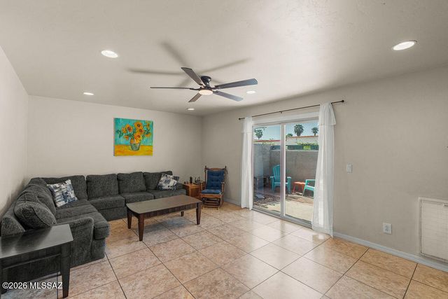 2749 W Anklam Road, Tucson, AZ 85745
