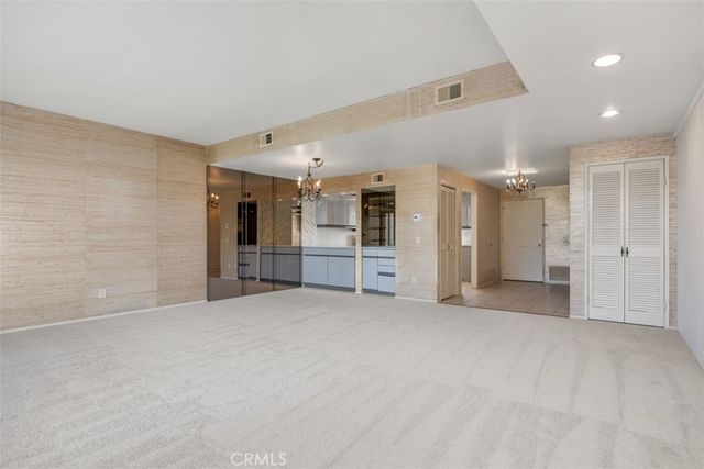 17818 Villamoura, Poway, CA 92064