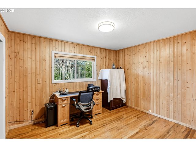 153 S 26TH Ave, Cornelius, OR 97113